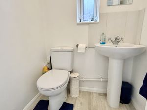 Downstairs W.C.- click for photo gallery